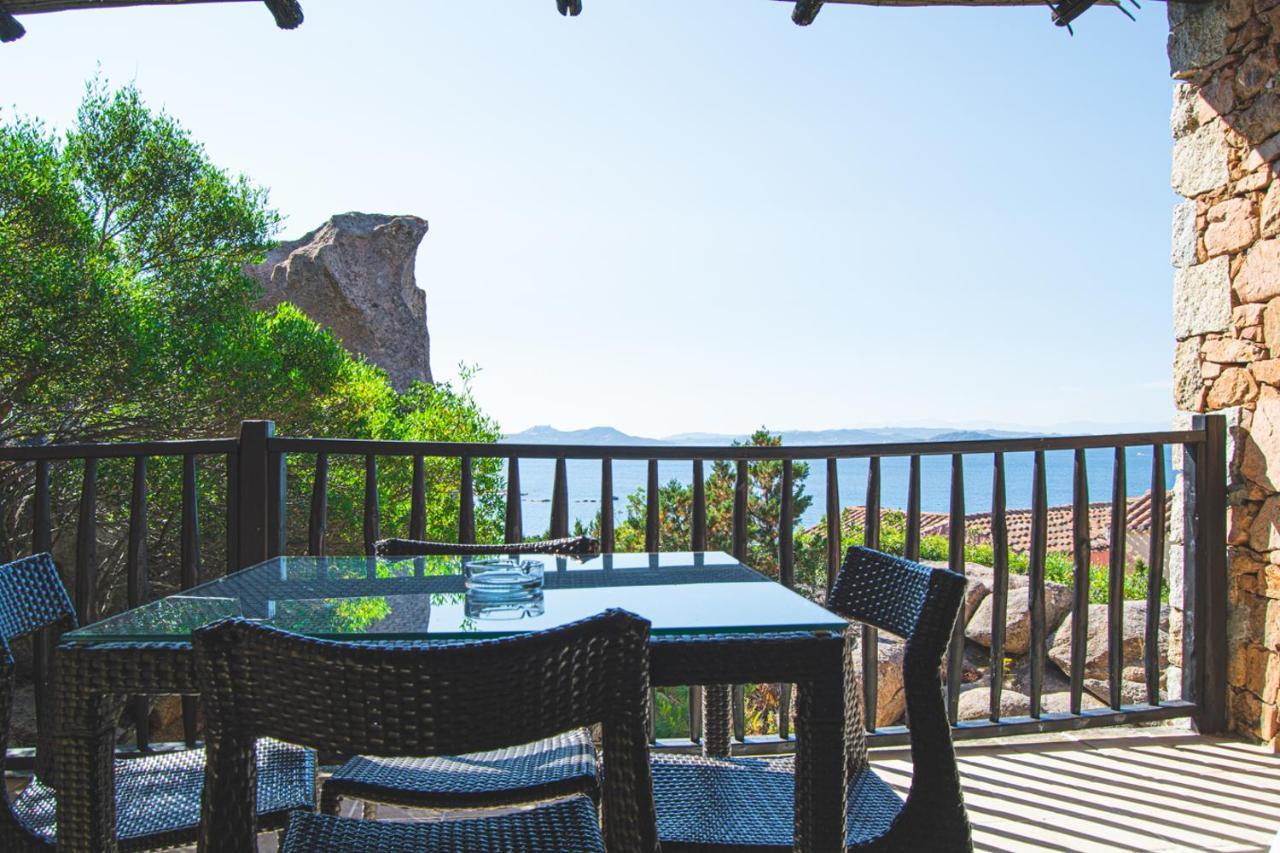 Residence I Cormorani Bis Baja Sardinia Exterior photo