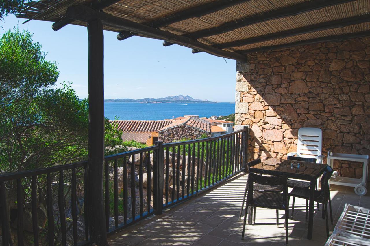 Residence I Cormorani Bis Baja Sardinia Exterior photo