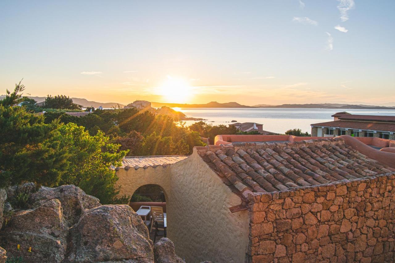 Residence I Cormorani Bis Baja Sardinia Exterior photo