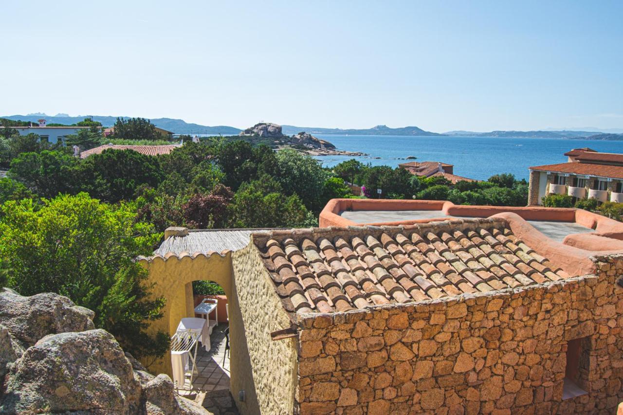 Residence I Cormorani Bis Baja Sardinia Exterior photo