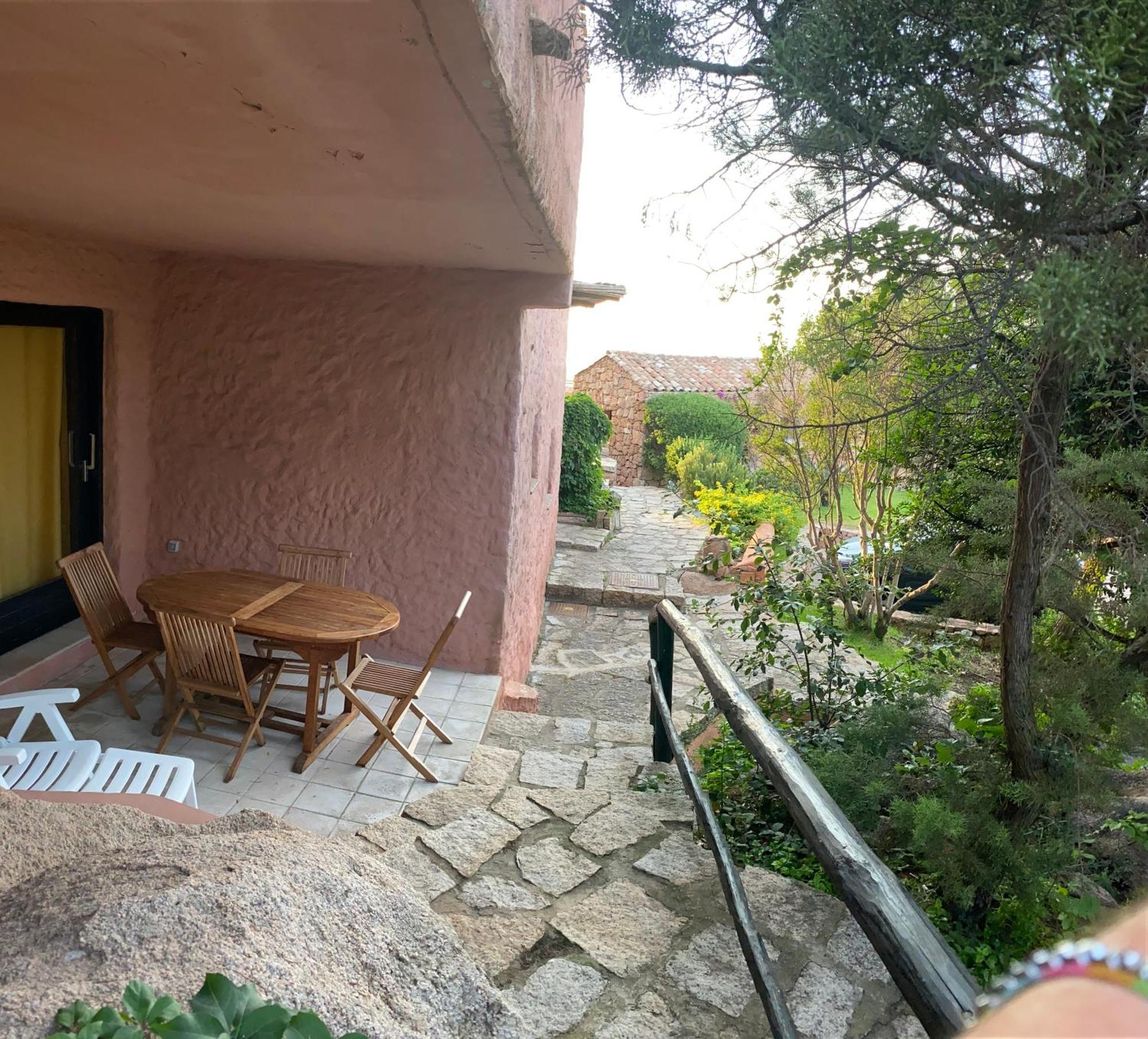 Residence I Cormorani Bis Baja Sardinia Exterior photo