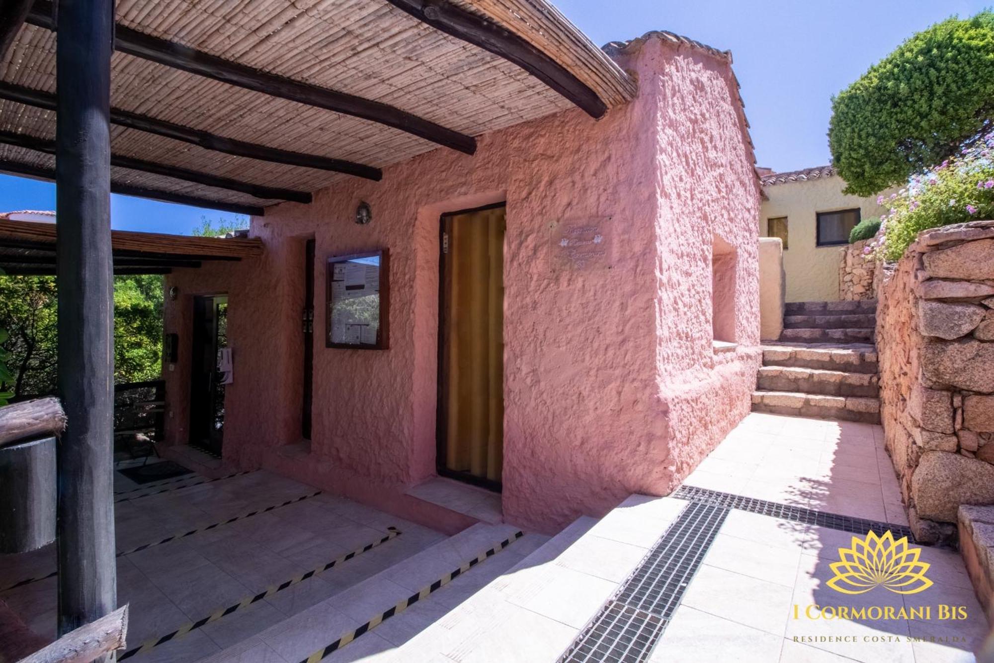 Residence I Cormorani Bis Baja Sardinia Exterior photo