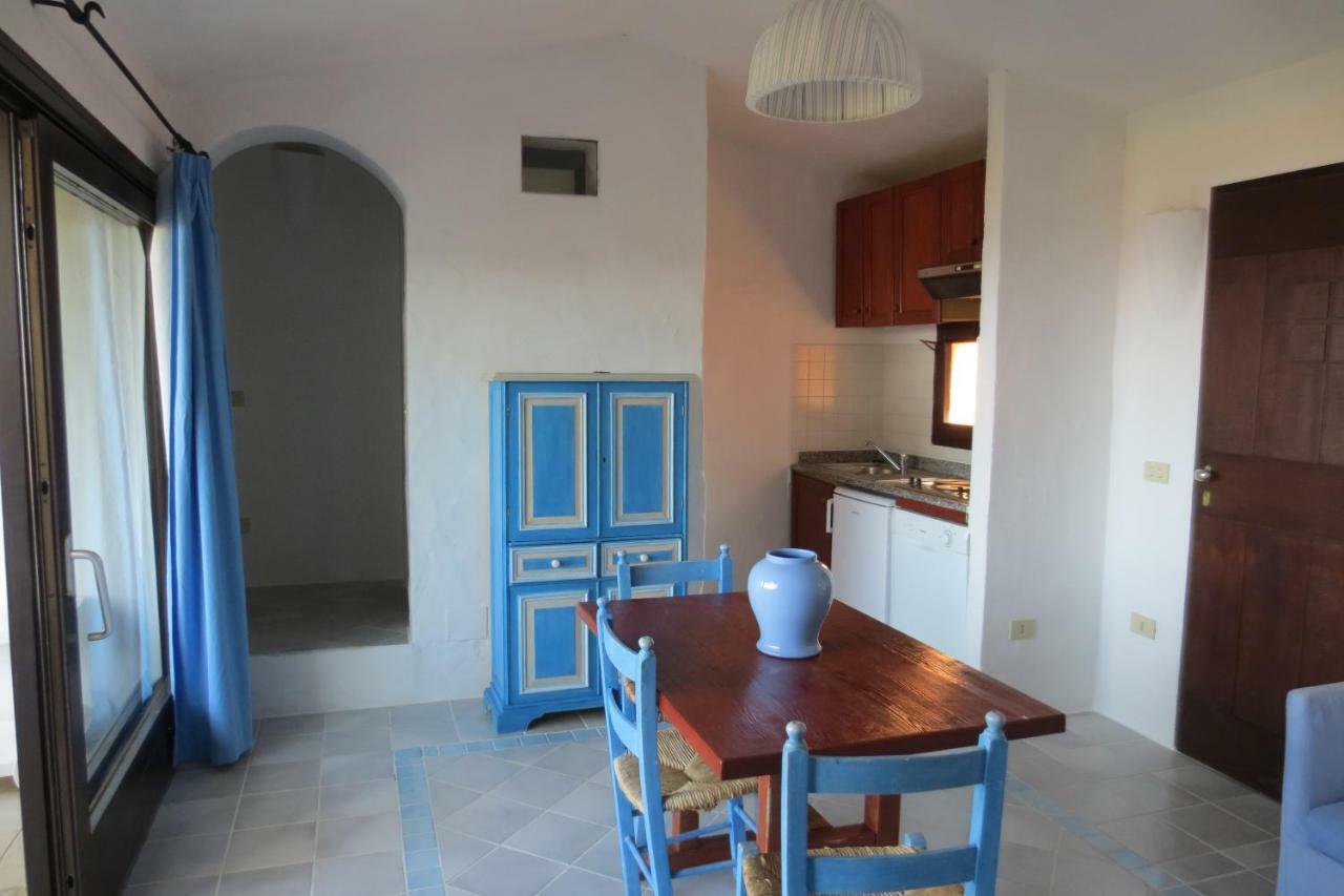 Residence I Cormorani Bis Baja Sardinia Exterior photo