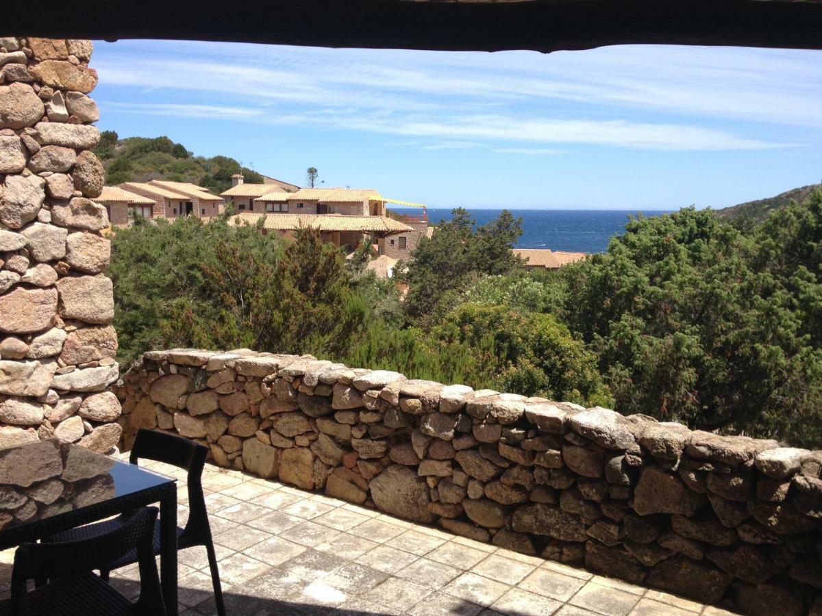 Residence I Cormorani Bis Baja Sardinia Exterior photo