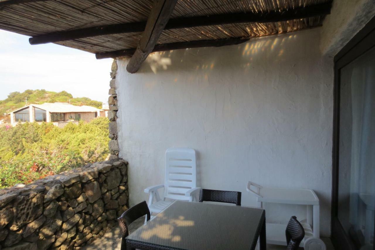 Residence I Cormorani Bis Baja Sardinia Exterior photo