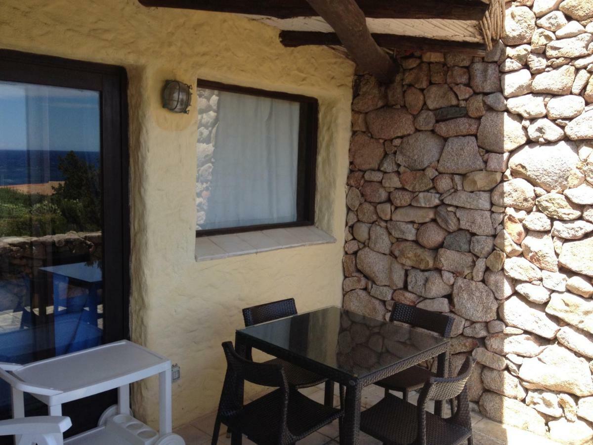 Residence I Cormorani Bis Baja Sardinia Exterior photo